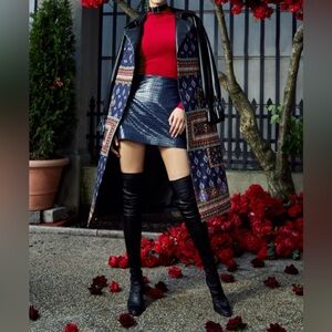 NWOT Alice+Olivia ELANA VEGAN MINI SKIRT Sz 8